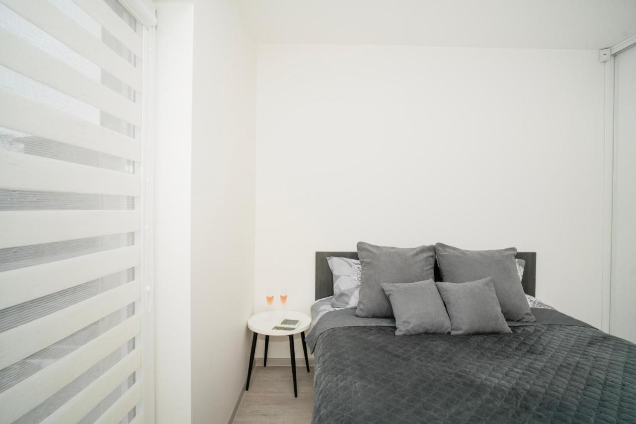 카우나스 The Private Garden House 아파트 외부 사진