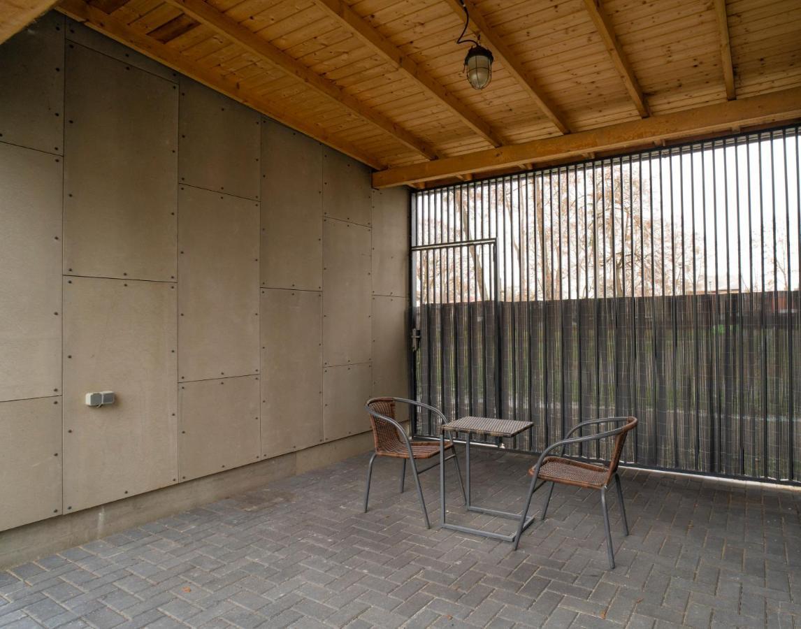 카우나스 The Private Garden House 아파트 외부 사진